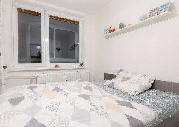 PREDANÉ 1,5 izbový pražský byt 40m2, Krosnianska ul.