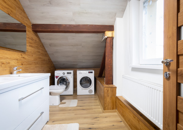 PREDANÉ - 6-izbový RD po rekonštrukcii v Rudníku na pozemku 1794m2