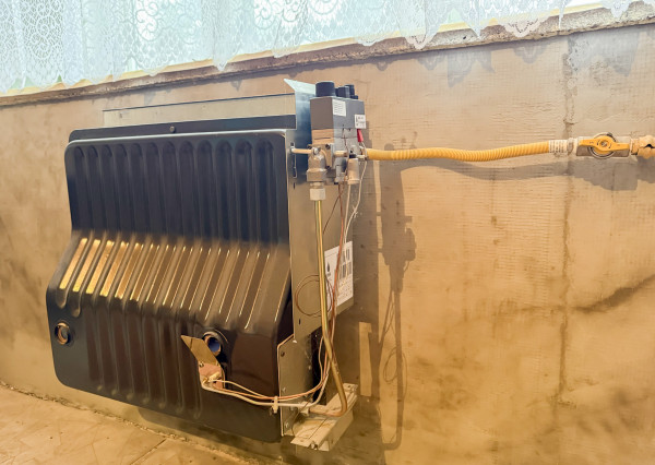 Len 3km od hranice, Kéked - Maďarsko, začatá rekonštrukcia