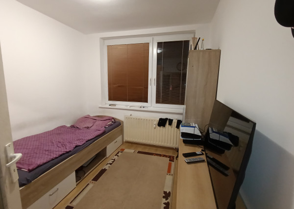 Na predaj 3 izbový byt v lokalite Košice – Juh na Rosnej ul.