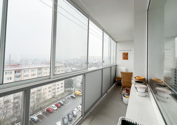 PRENÁJOM 2i Turgenevova, 650€ vrátane energií, internetu, TV