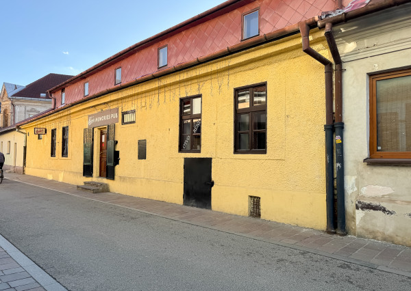 Budova centrum na Bočnej ul.