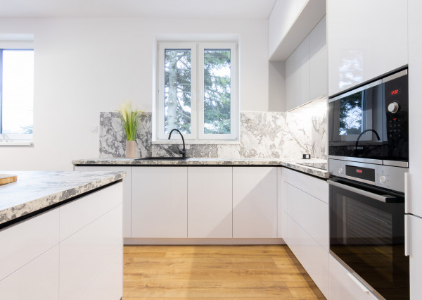 Luxusná moderná novostavba na kľúč - Nováčany 15 min od KE