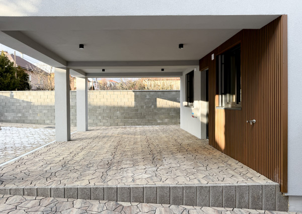 Luxusná moderná novostavba na kľúč - Nováčany 15 min od KE