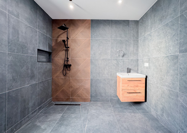 ĎURKOV, novostavba RD na kľúč, pozemok 600m2, komplet IS, TČ