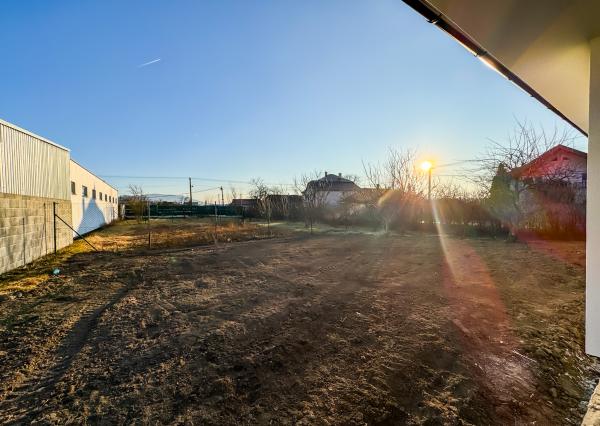 ĎURKOV, novostavba RD na kľúč, pozemok 600m2, komplet IS, TČ