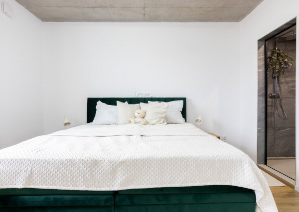 Luxusná moderná novostavba 4i RD - Cestice 14 min od KE