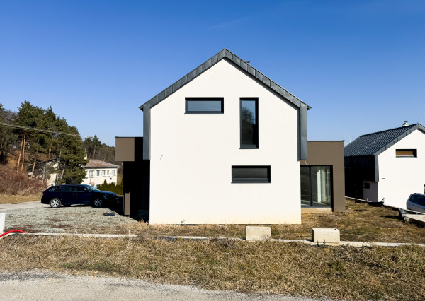 PREDANÉ - RD BAŠKA - 4i novostavba