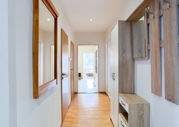 PREDANÉ - Na predaj 4i byt s loggiou, Terasa - Čapajevova