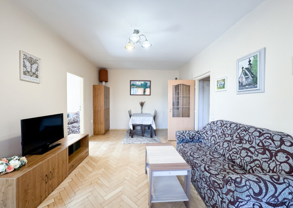 PREDANÉ - Na predaj 4i byt s loggiou, Terasa - Čapajevova