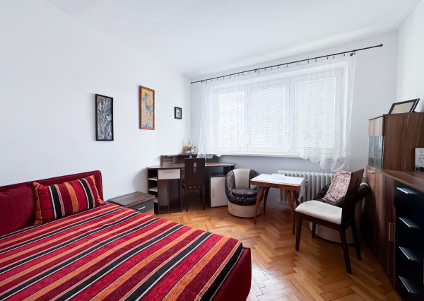 PREDANÉ - Na predaj 4i byt s loggiou, Terasa - Čapajevova