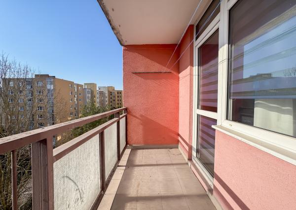 PREDANÉ - 1i byt s loggiou, 39m2 , Kompletná rekonštrukcia, Havanská