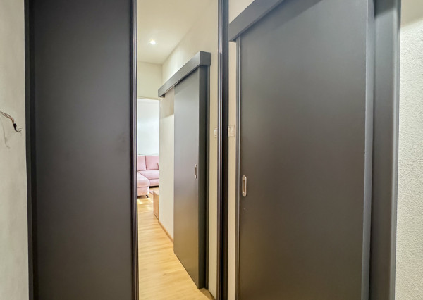 PREDANÉ - 1i byt s loggiou, 39m2 , Kompletná rekonštrukcia, Havanská