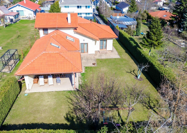 PEREŠ, Krompašská, PRÉMIOVÝ dom s dvojgarážou