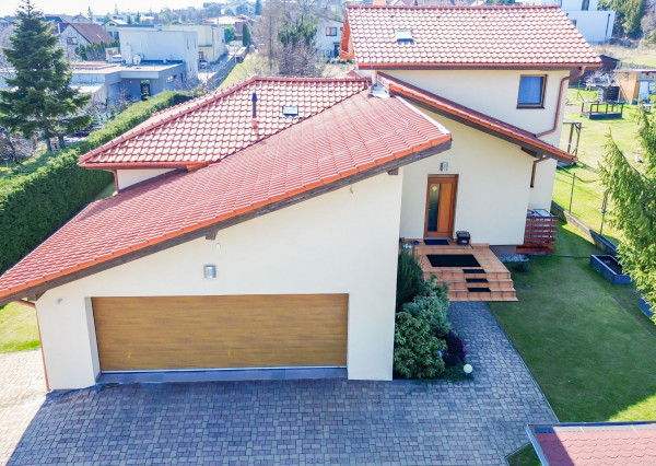 PEREŠ, Krompašská, PRÉMIOVÝ dom s dvojgarážou