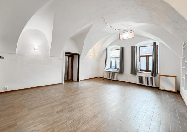 Mäsiarska ul. - na predaj byt 41m2 + 19m2 pivnica, centrum