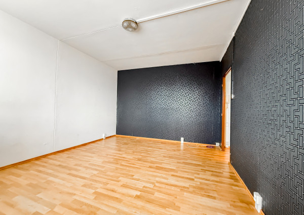 PREDANÉ - 1izbový byt, Košice - Západ, Laborecká ul., pri OC Galéria