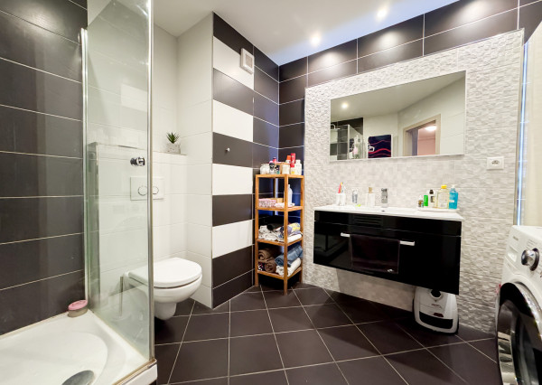 PREDANÉ - 3 izbový byt 54m2+6m loggia, Juh - Rosná
