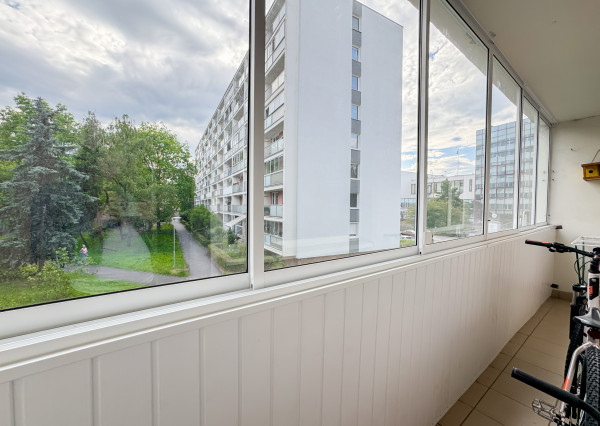 PREDANÉ - 3 izbový byt 54m2+6m loggia, Juh - Rosná