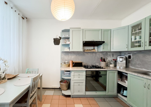 PREDANÉ - 3 izbový byt 54m2+6m loggia, Juh - Rosná