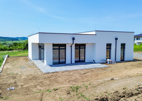 Zariadená luxusná moderná novostavba, Svinia, Prešov len 8km