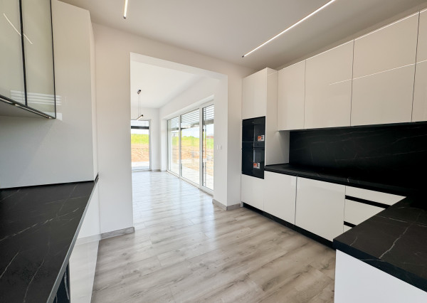 Zariadená luxusná moderná novostavba, Svinia, Prešov len 8km