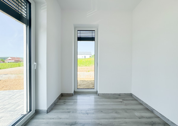 Zariadená luxusná moderná novostavba, Svinia, Prešov len 8km