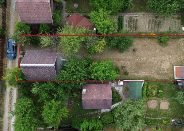 ZNÍŽENÁ CENA - Sokoľ - záhrada s chatkou, 9km od Košíc