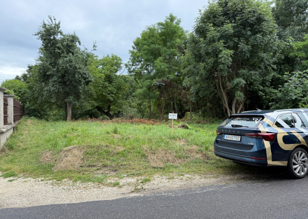 Stavebný pozemok 1756 m2 v obci Telkibánya, Maďarsko