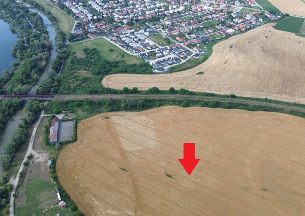 Na predaj investičný pozemok Košice - Krásna 1159m2 (19€/m2)