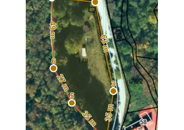 NA PREDAJ - veľký stavebný pozemok v Zlatej Idke 2698m2