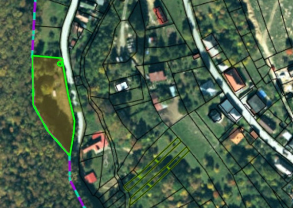NA PREDAJ - veľký stavebný pozemok v Zlatej Idke 2698m2