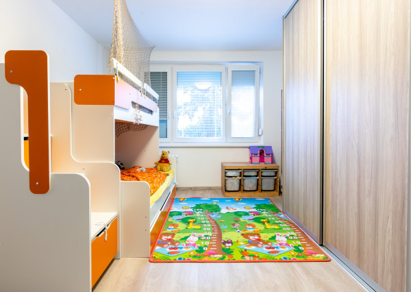 REZERVOVANÉ - TERASA - 3i byt 68m2 + loggia, Muškátová