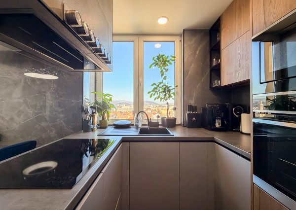 Zariadený luxusný 3-izbový byt po kompletnej rekonštrukcii