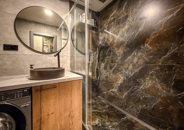 Zariadený luxusný 3-izbový byt po kompletnej rekonštrukcii