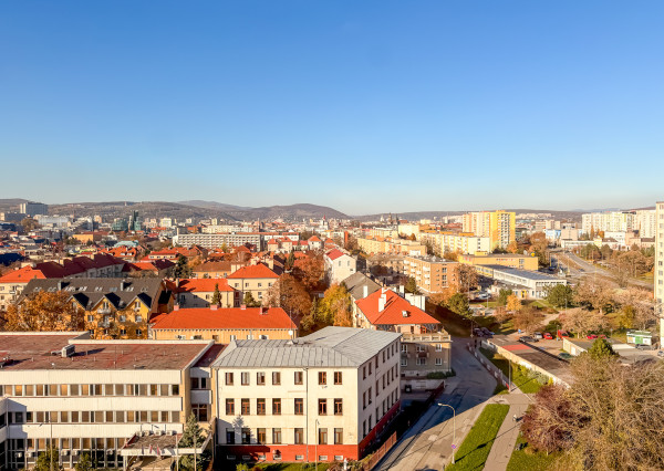 Zariadený luxusný 3-izbový byt po kompletnej rekonštrukcii
