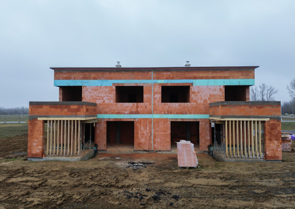 UVÁDZACIA CENA Novostavba Dvojdom - VÝCHODNÉ MOKRANCE