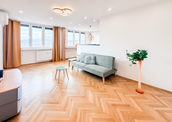 Na predaj luxusný 3-izbový byt s klimatizáciou na Juhu