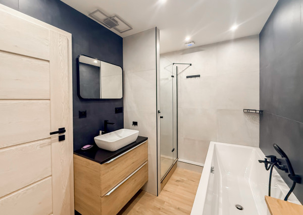 Na predaj luxusný 3-izbový byt s klimatizáciou na Juhu