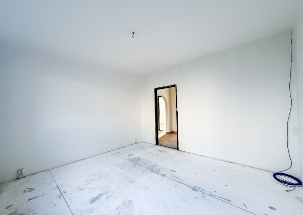 Ponúkame veľký 3-izb. byt na KVP s čiastočnou rekonštrukciou