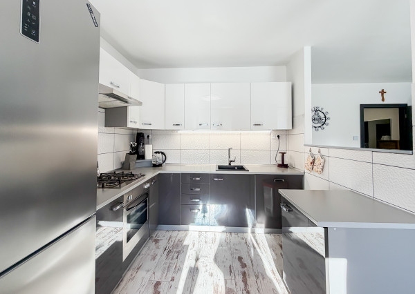 3 izbový Pražák 71m2 + loggia,  Nad Jazerom - Poludníková