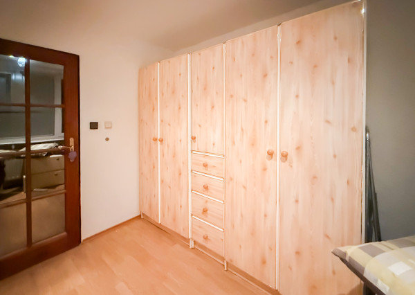 Na predaj 3-izbový byt na Jazere, pražský typ