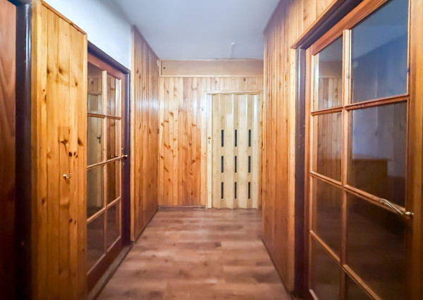 Na predaj 3-izbový byt na Jazere, pražský typ