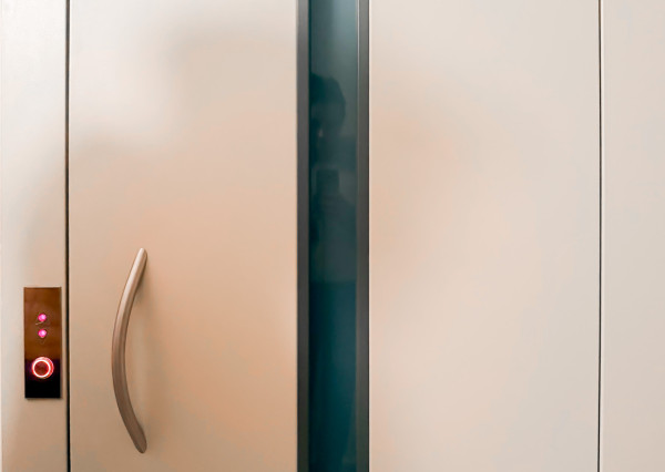 Na predaj 3-izbový byt na Jazere, pražský typ