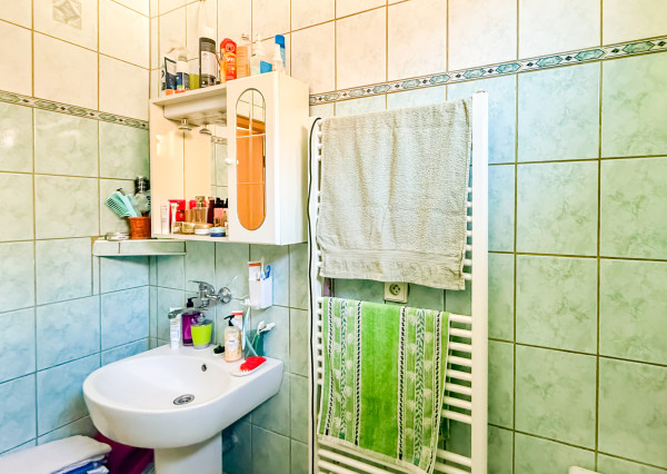 Na predaj rodinný dom v Moldave n.B. pre dve rodiny