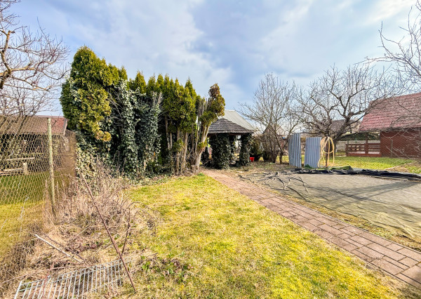 Na predaj víkendová chata v okolí Košíc