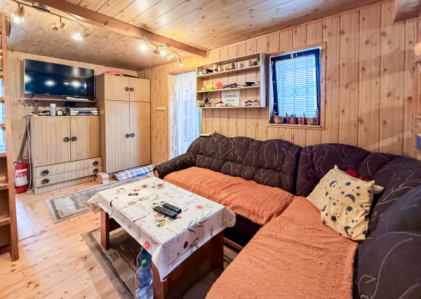 Na predaj víkendová chata v okolí Košíc