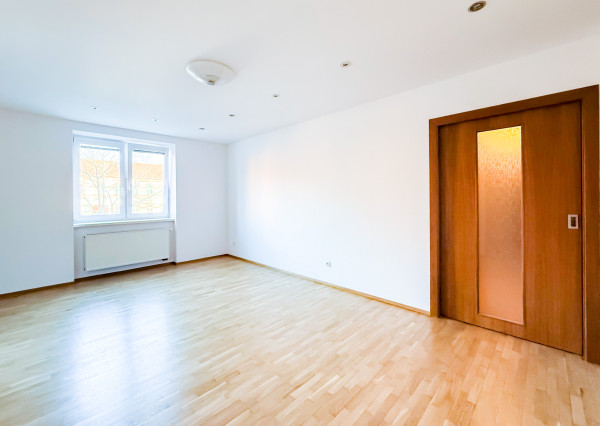 Na predaj veľký 3-izbový byt po kompletnej rekonštrukcii