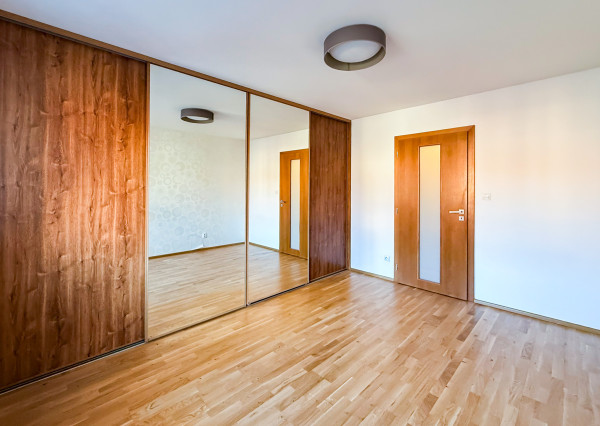 Na predaj veľký 3-izbový byt po kompletnej rekonštrukcii