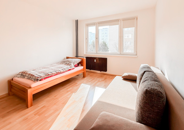 Na predaj priestranný 2-izb. byt po kompletnej rekonštrukcii